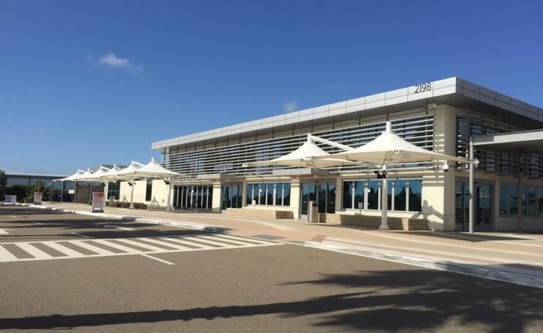 Qué carreras ofrece la Escuela Técnica Base Aérea Palomar