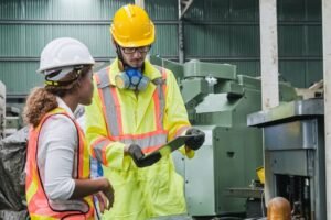 Dónde comprar ropa de trabajo para seguridad industrial Copahue 4 persona usando uniforme de seguridad industrial